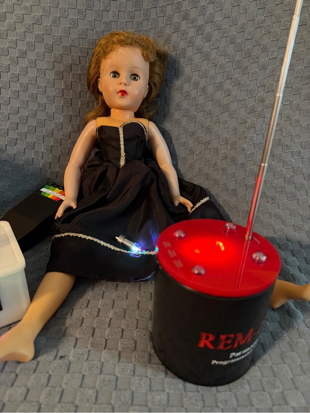 1950’s Haunted Doll - Picture 4 of 10